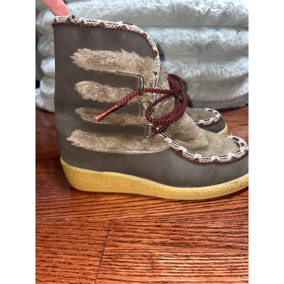 Snowland Vintage Lace Up Wedge Faux Fur Snow Ski Boots Size 7 - Picture 2 of 9